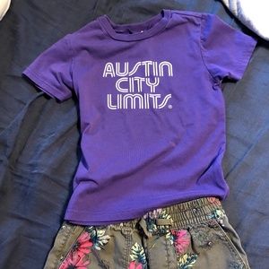 Kid's T-shirt and Gap Shorts, size Small (6-7)